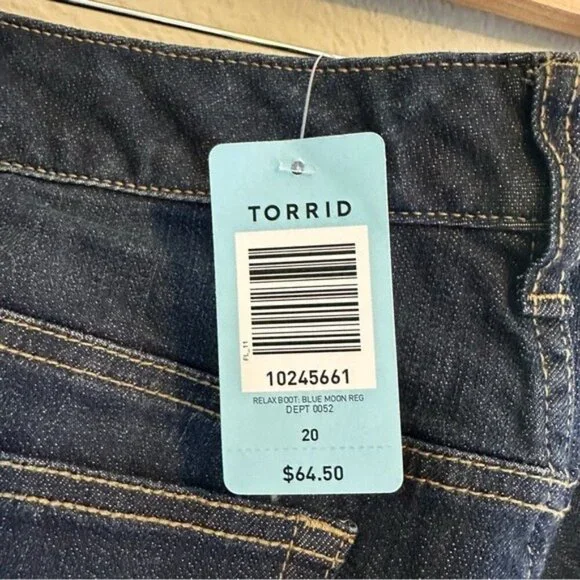 Torrid Luxe Slim Boot Jeans 20R NWT Dark Wash Stretch Denim Curve Love Fit - Picture 8 of 11